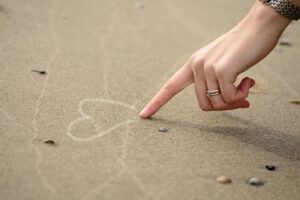 hand hart strand